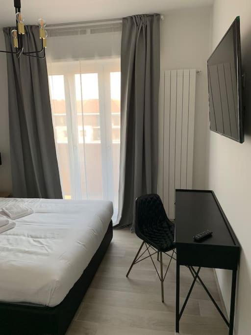 Trilocale Con Vista E Due Bagni Vicino Citylife Milán